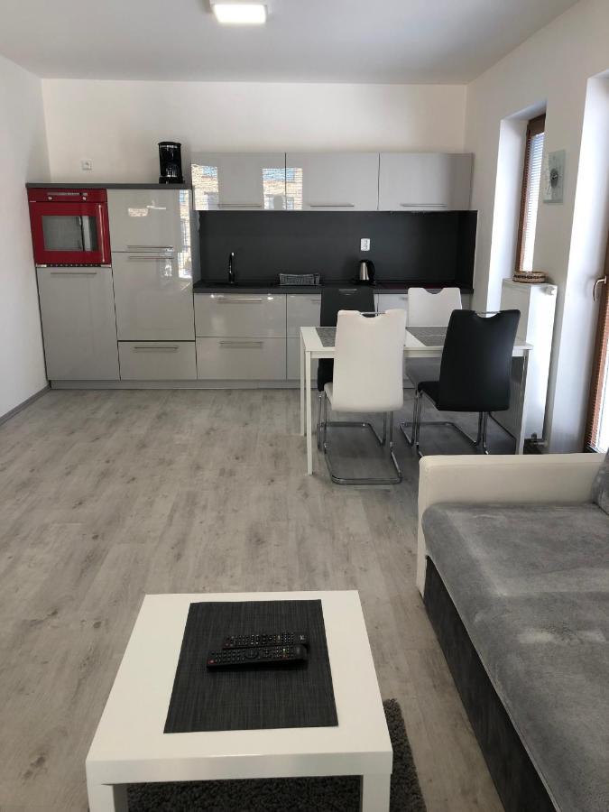 Apartmany Sofia Kamenice Nad Lipou Luaran gambar